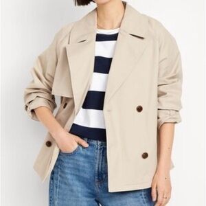 NWT Oversized Cropped Trench